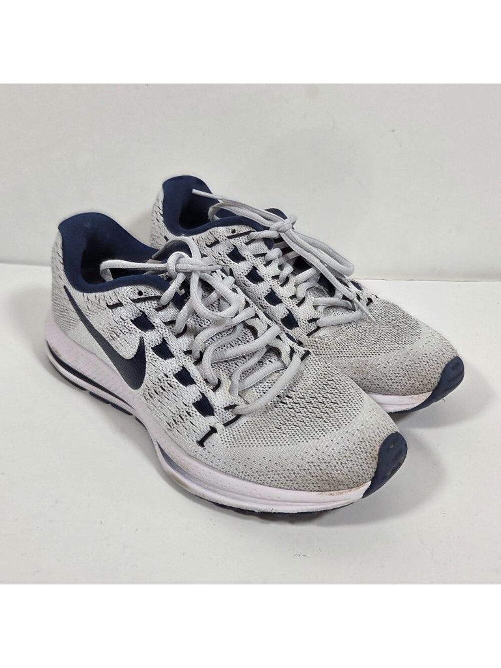 Nike Zoom Athletic Sneakers Gray Women’s Size 7.5